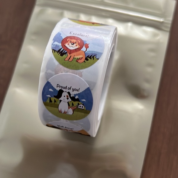 2/25$ 500 pcs Animal Stickers 1" inch (8 Designs) - Picture 6 of 7